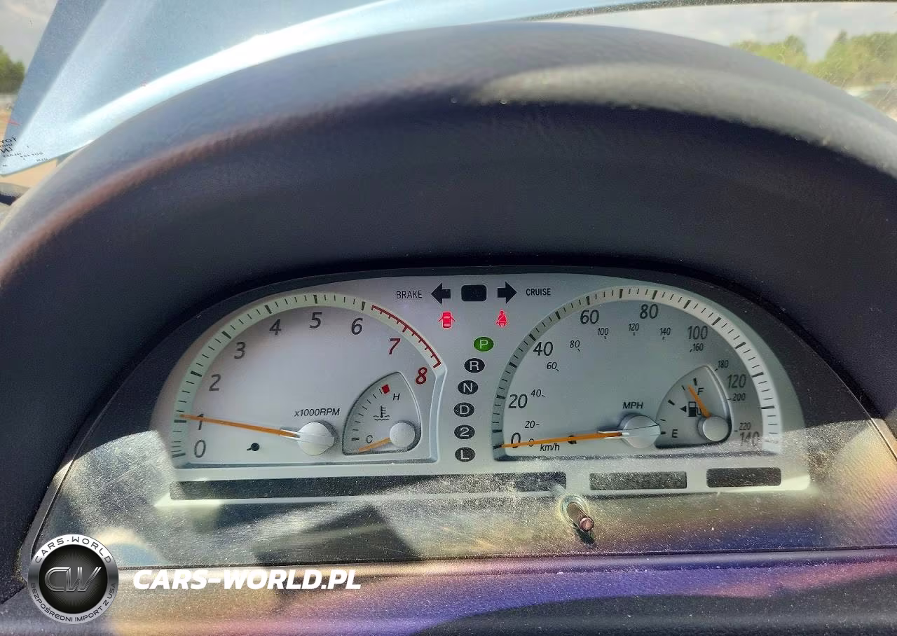 2002 Toyota Camry Se VIN:4T1BE32K12U618347 - 9