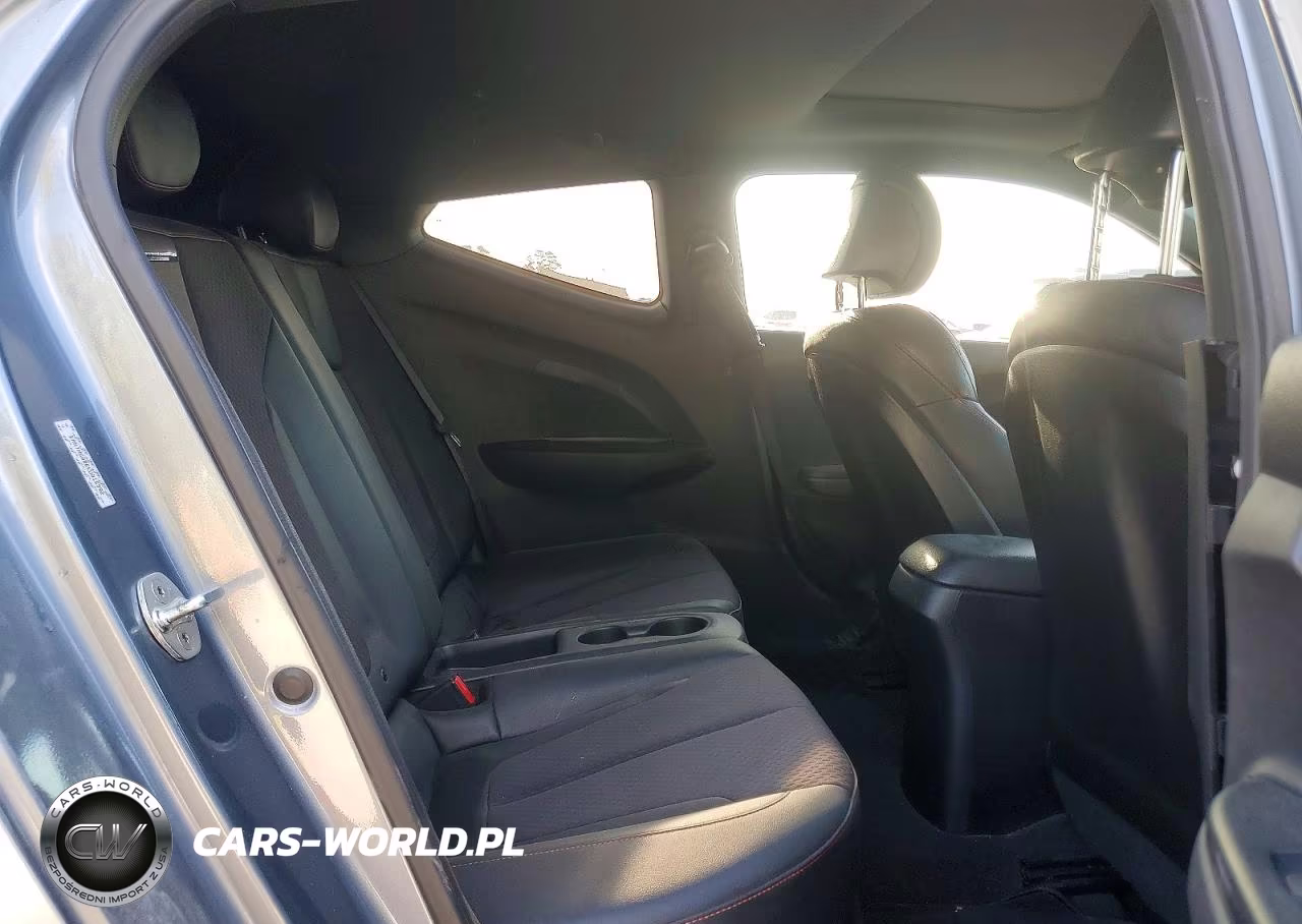 2019 Hyundai Veloster Turbo 1.6T VIN:KMHTH6AB6KU015392 - 10