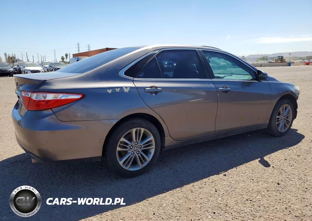 2016 Toyota Camry Se VIN:4T1BF1FK2GU231129 - 3