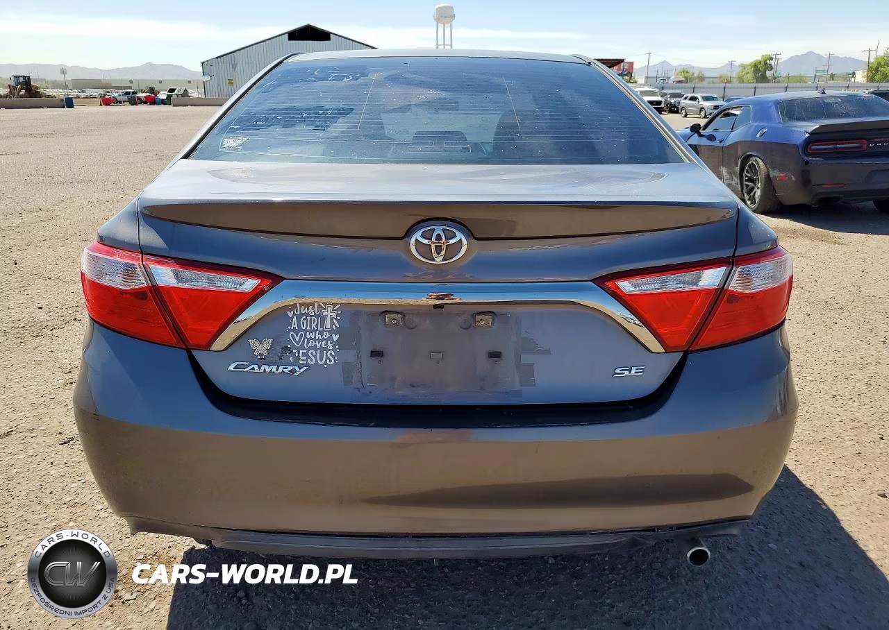 2016 Toyota Camry Se VIN:4T1BF1FK2GU231129 - 6