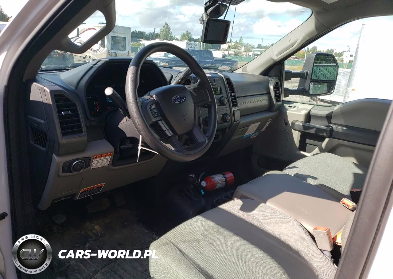 2019 Ford F450 Super Duty VIN:1FDUF4HY2KEE07031 - 8