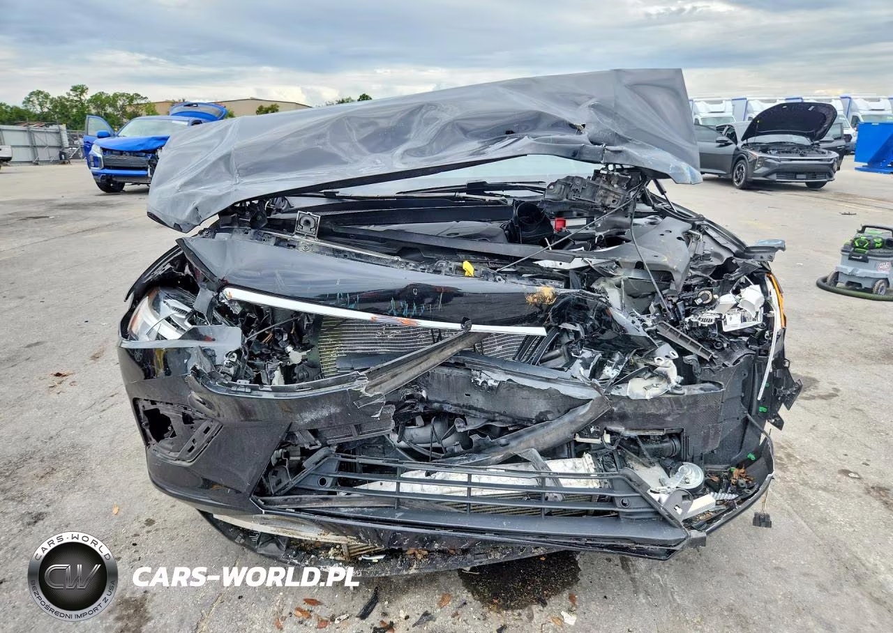 2019 Volvo S60 T5 Momentum VIN:7JR102FK6KG016823 - 5