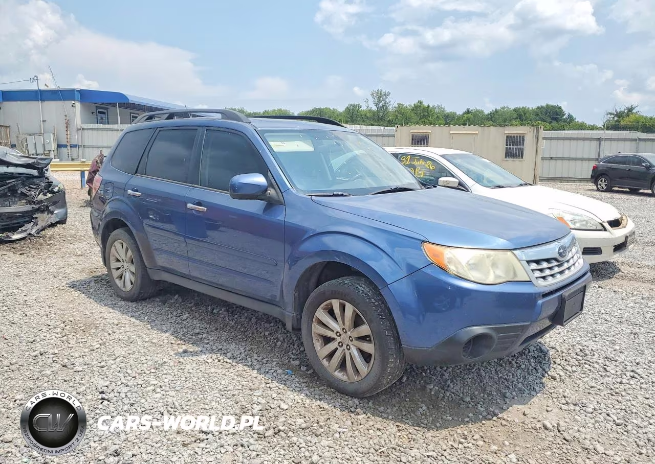 2012 Subaru Forester 2.5X Premium VIN:JF2SHADC0CH409120 - 4