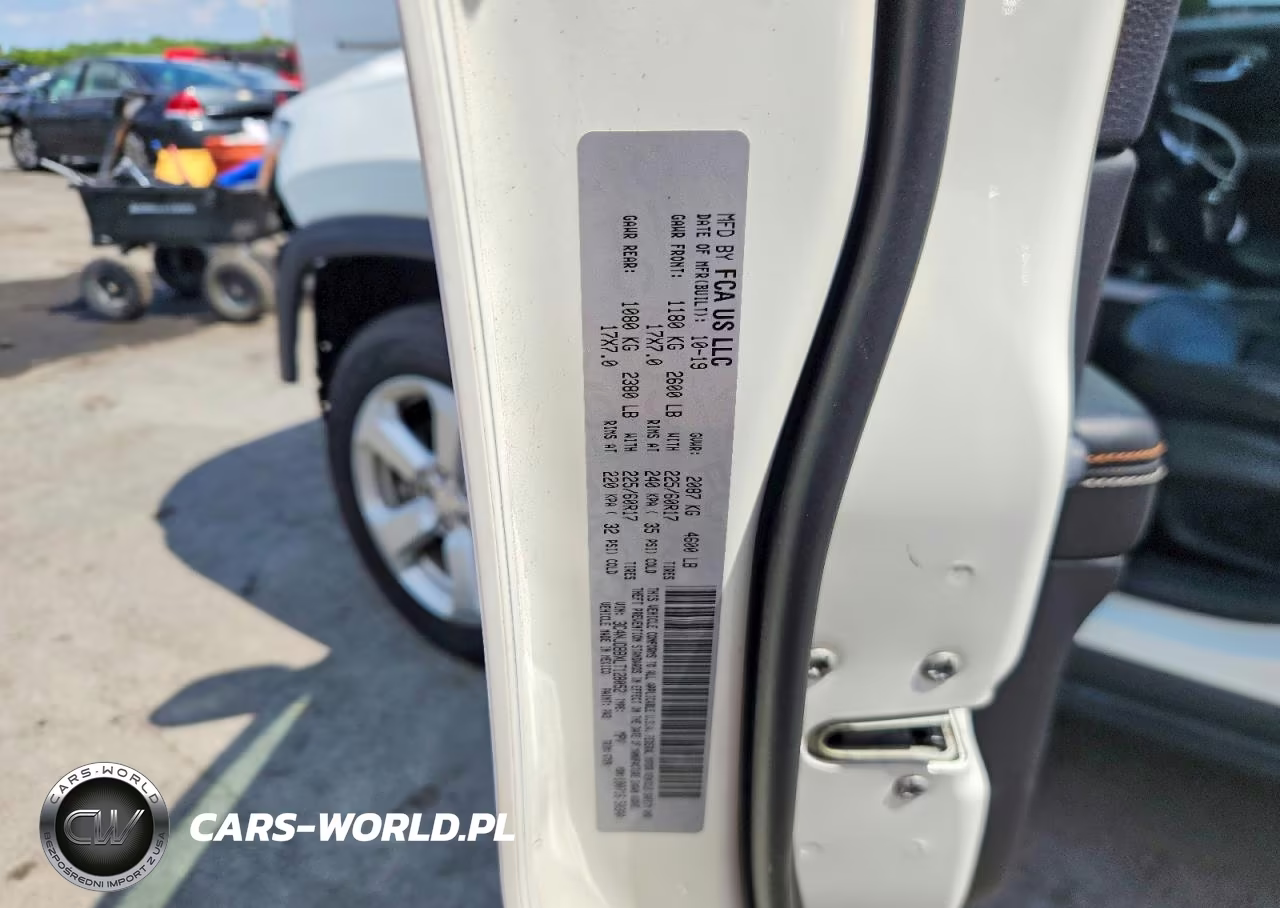 2020 Jeep Compass Latitude VIN:3C4NJDBBXLT128052 - 14