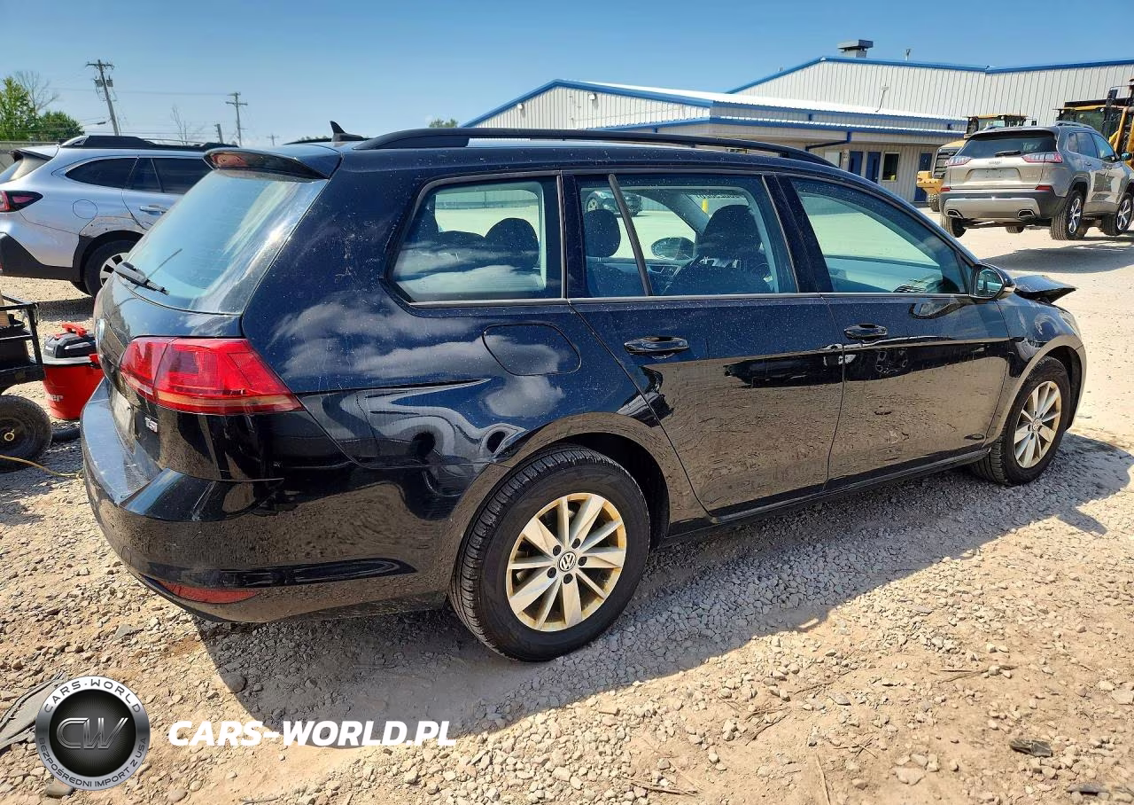 2017 Volkswagen Golf Sportwagen S VIN:3VWC17AU6HM507821 - 3