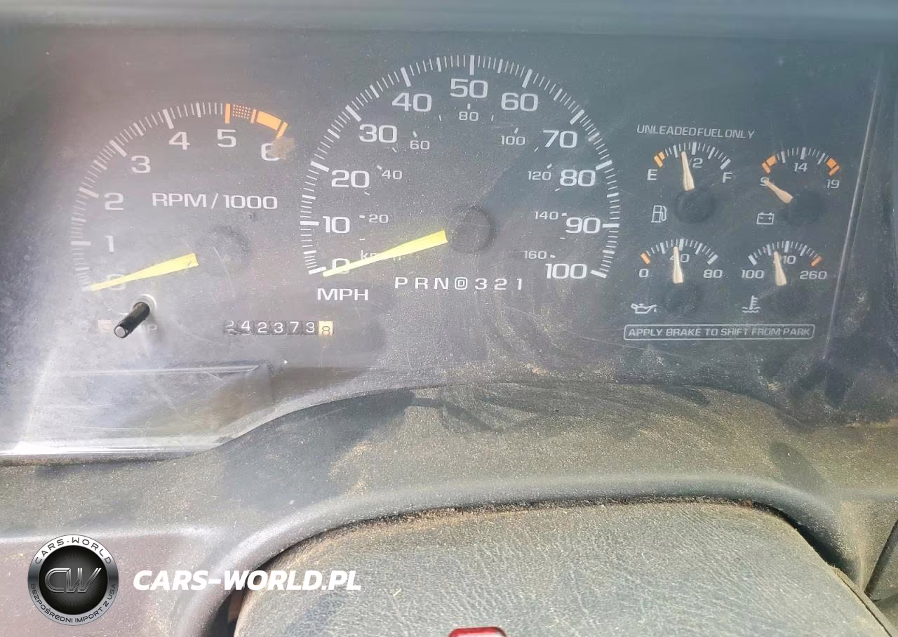 1996 Chevrolet Tahoe C1500 VIN:3GNEC18R9TG167048 - 9