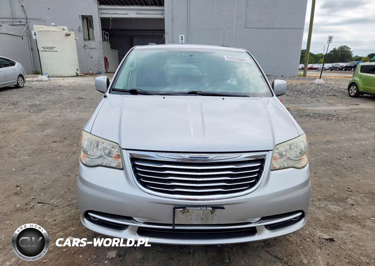 2012 Chrysler Town & Country Touring VIN:2C4RC1BG2CR125879 - 5