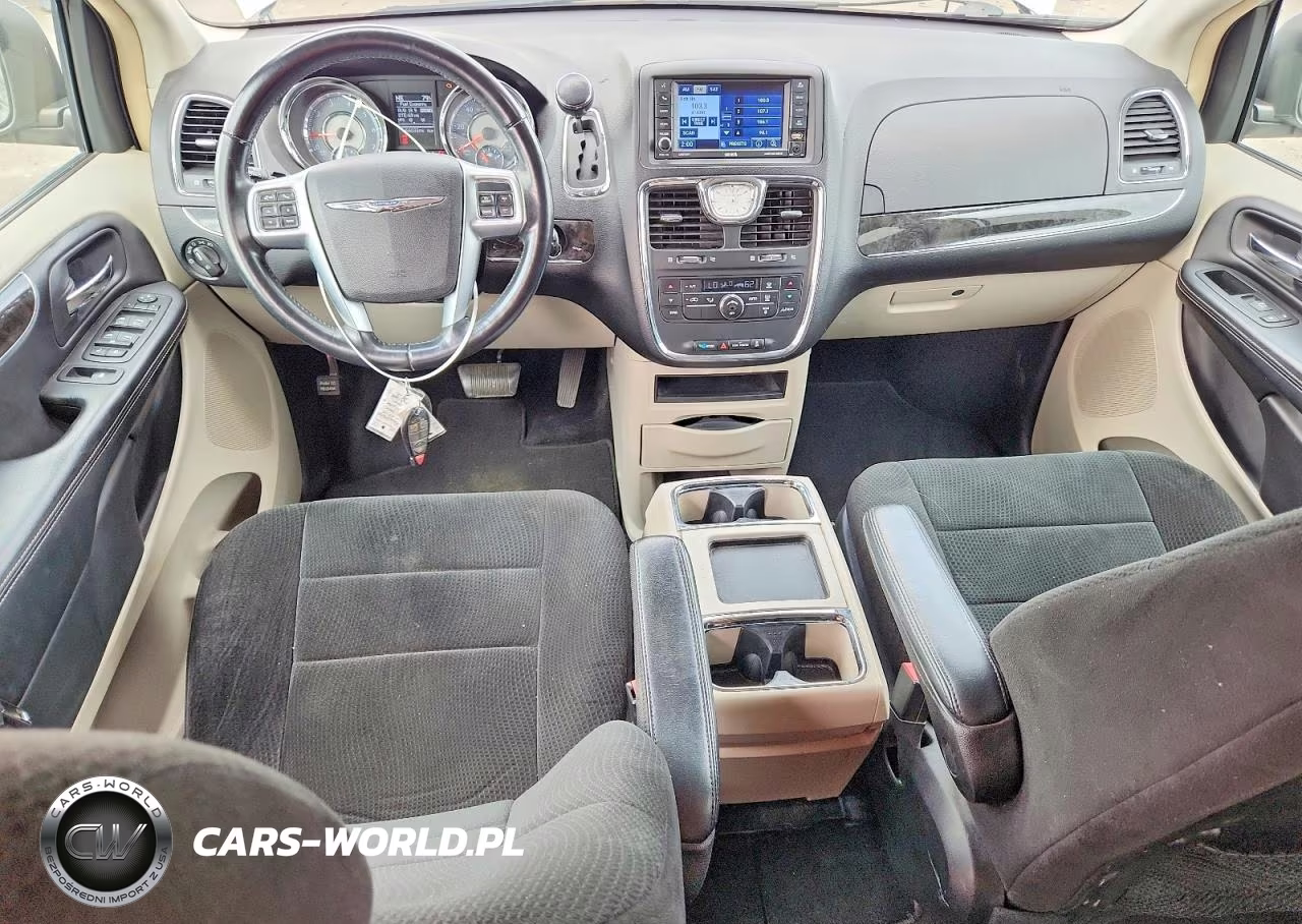 2012 Chrysler Town & Country Touring VIN:2C4RC1BG2CR125879 - 8