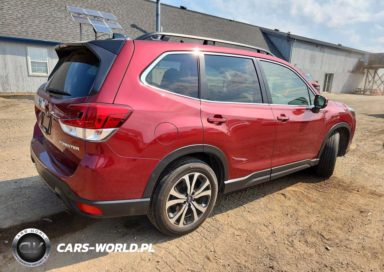 2024 Subaru Forester Limited VIN:JF2SKALC9RH403960 - 3