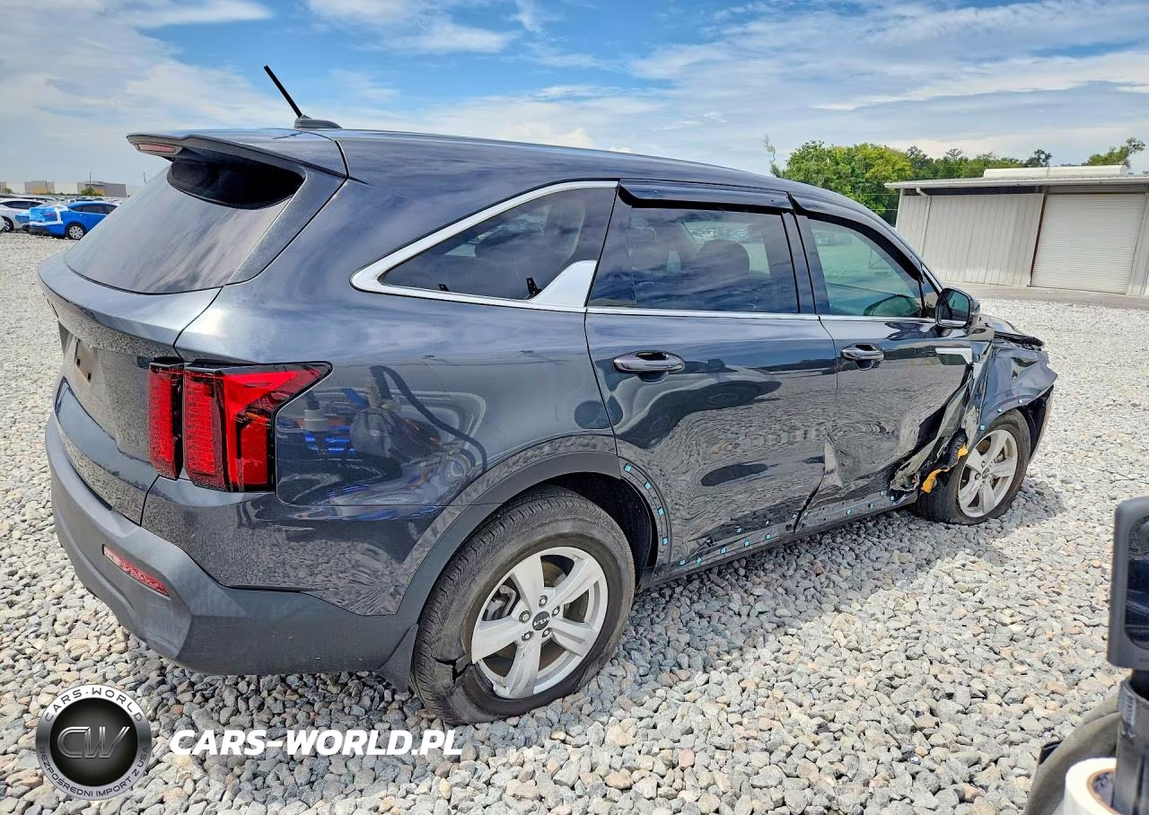 2023 Kia Sorento Lx VIN:5XYRG4LC4PG248059 - 3