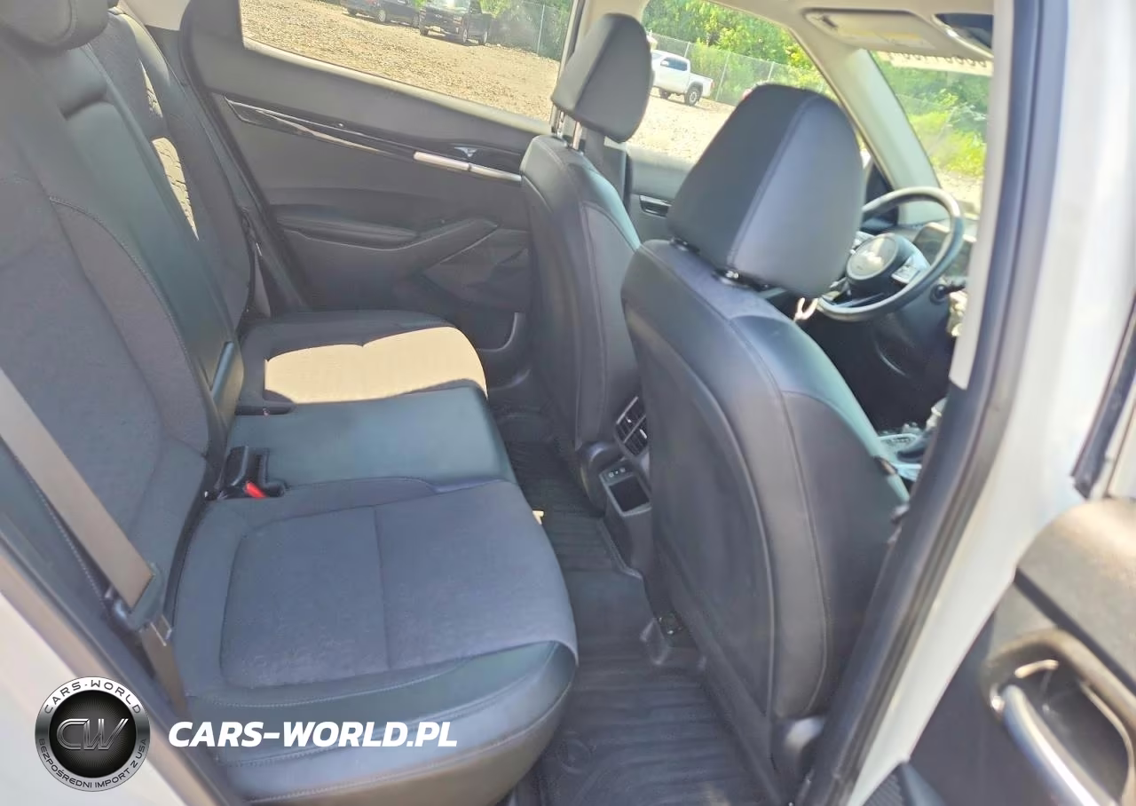 2025 Kia Seltos S VIN:KNDEUCAA4S7690946 - 11