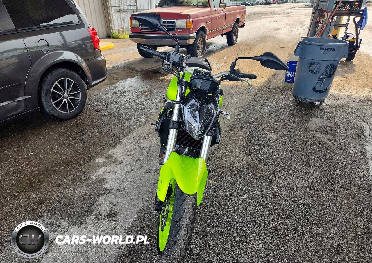 2022 Other Automobile Benelli 302 VIN:LBBPHE043NBD54191 - 2