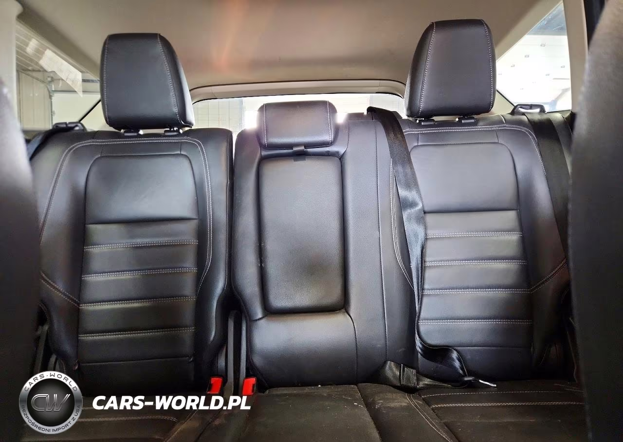 2018 Ford Escape Sel VIN:1FMCU9HD3JUB23925 - 10