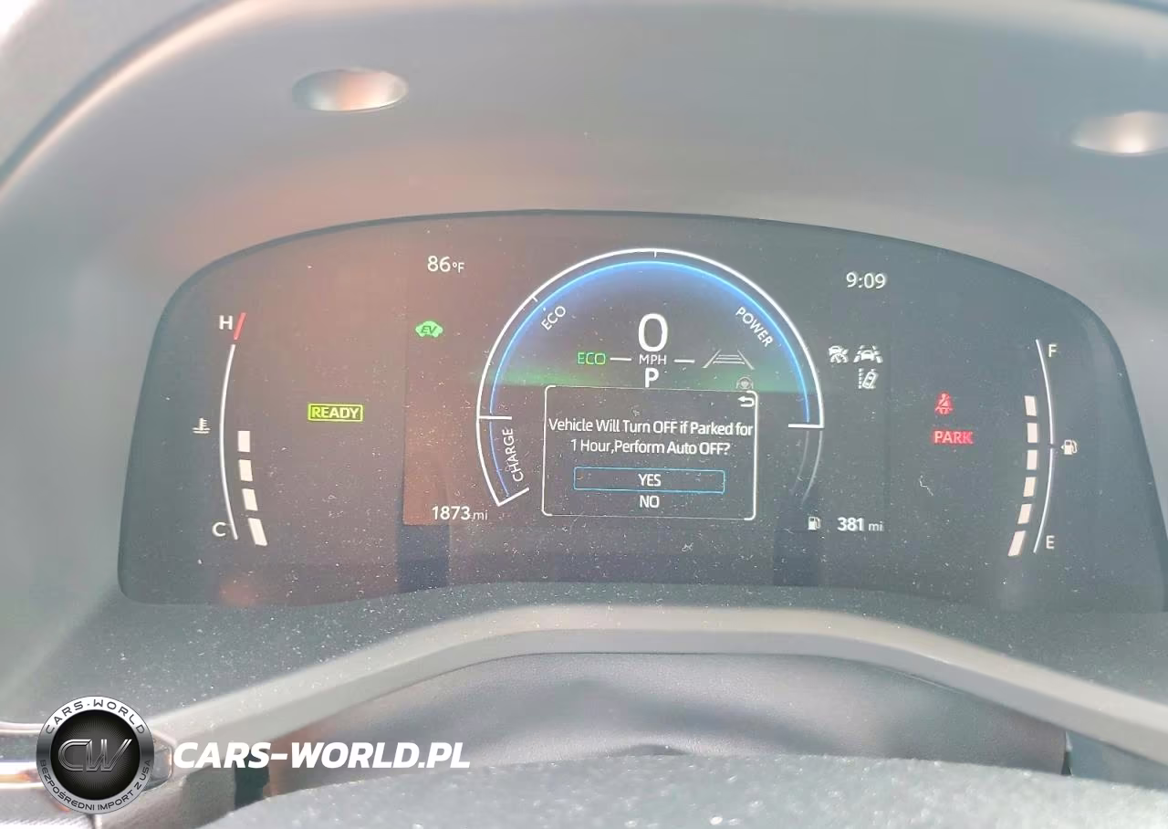 2026 Toyota Camry Le VIN:4T1DAACK6TU328971 - 9