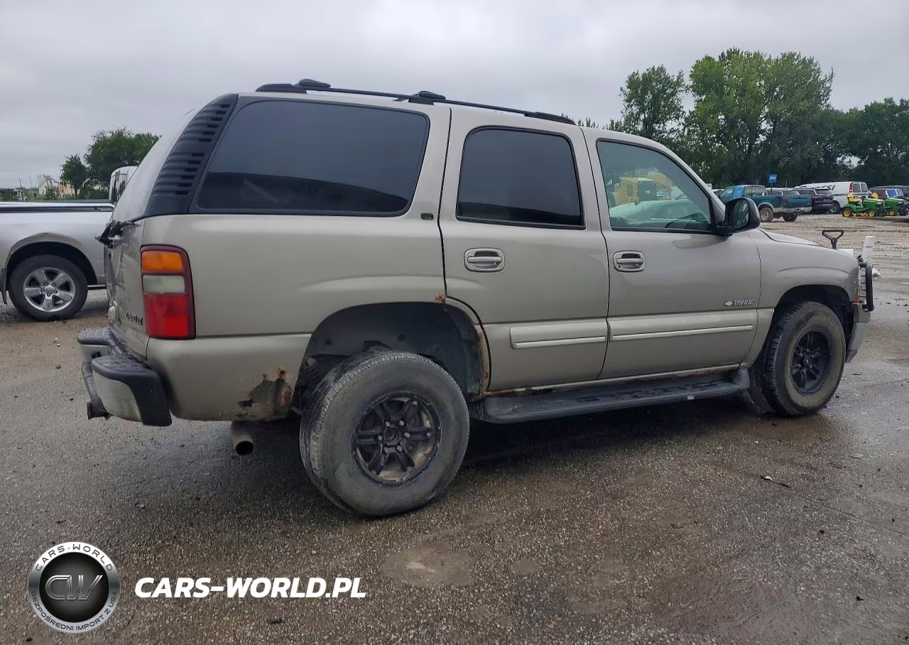2003 Chevrolet Tahoe K1500 VIN:1GNEK13Z53J216156 - 3