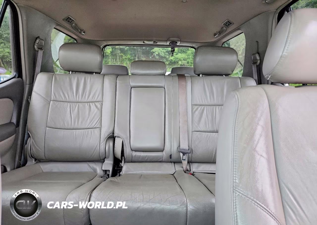 2001 Toyota Sequoia Limited VIN:5TDBT48A11S052174 - 10