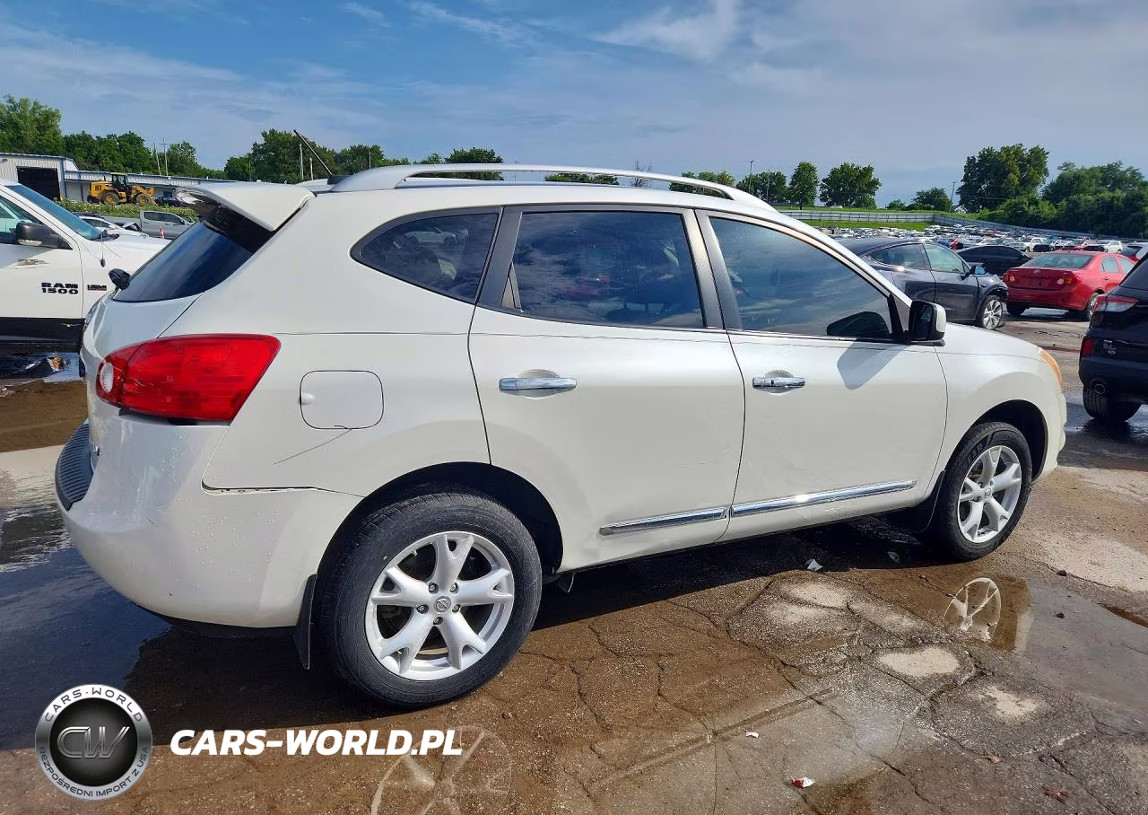 2011 Nissan Rogue S VIN:JN8AS5MV2BW276251 - 3