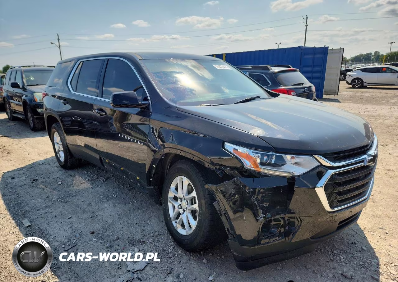 2019 Chevrolet Traverse Ls VIN:1GNERFKW4KJ286858 - 4