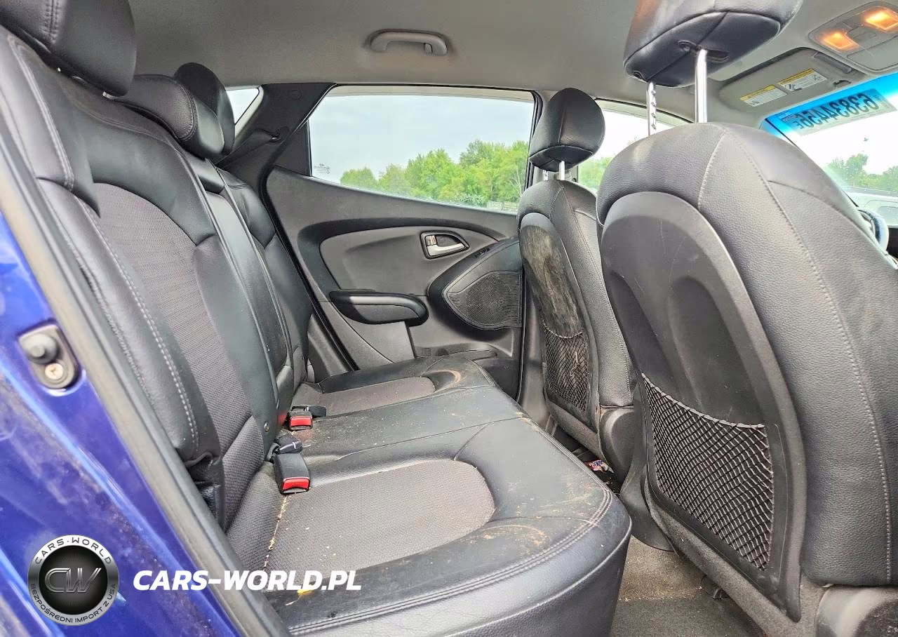 2012 Hyundai Tucson Gls VIN:KM8JUCAC9CU451570 - 11