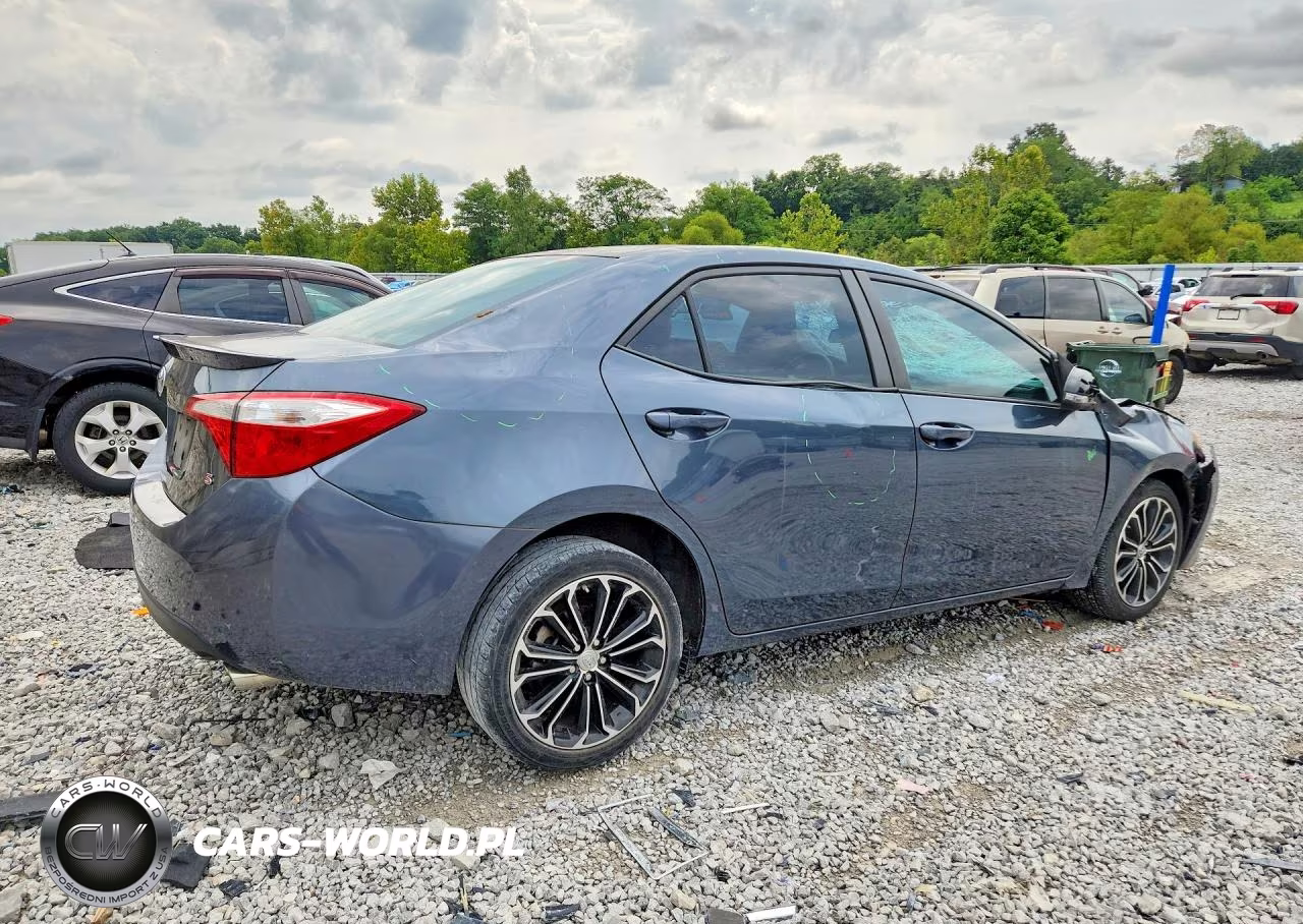 2016 Toyota Corolla S Plus VIN:2T1BURHE9GC582486 - 3