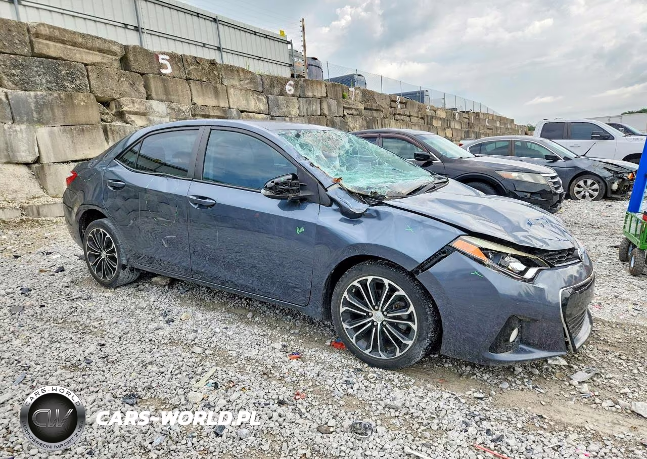 2016 Toyota Corolla S Plus VIN:2T1BURHE9GC582486 - 4