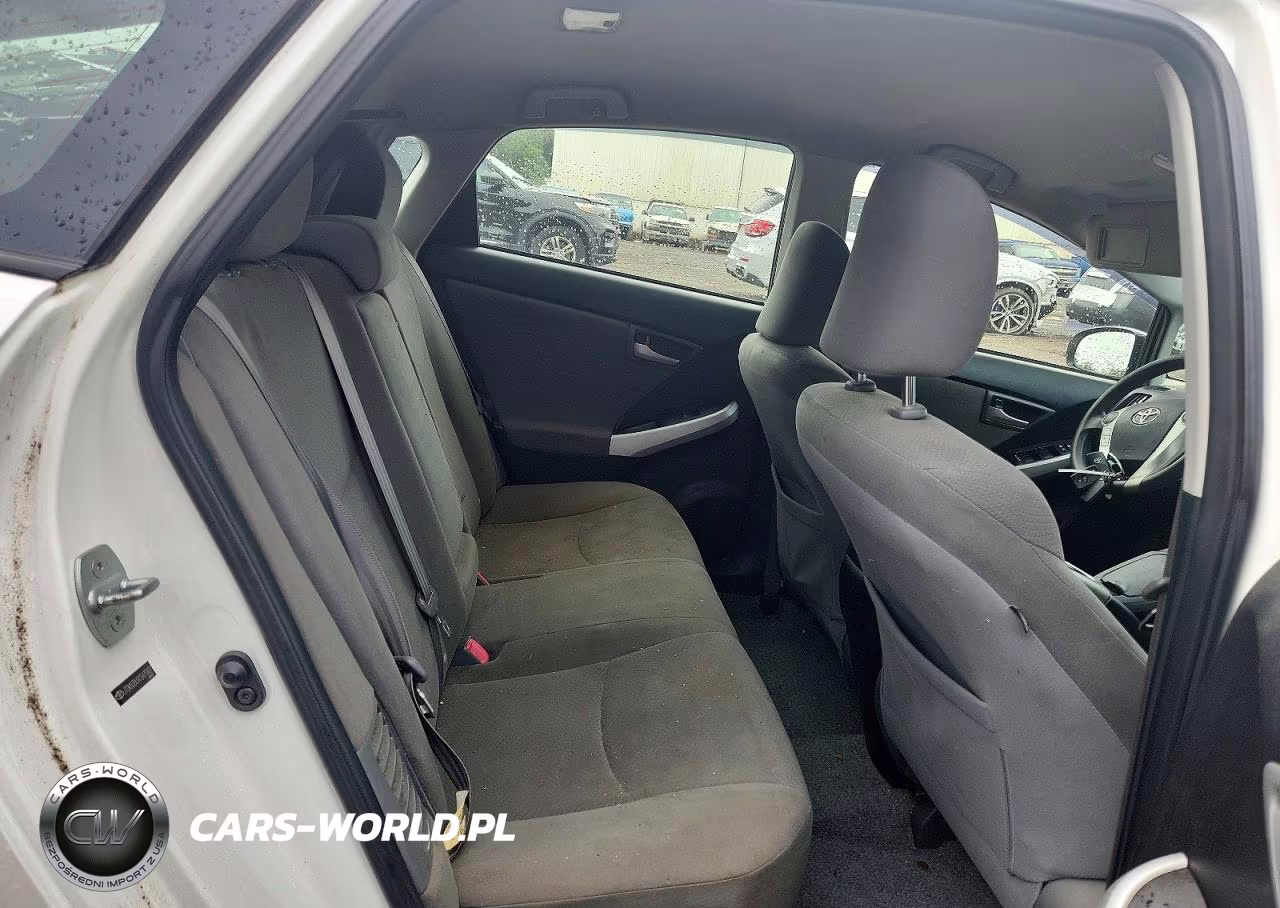 2012 Toyota Prius Two VIN:JTDKN3DU9C5470401 - 10