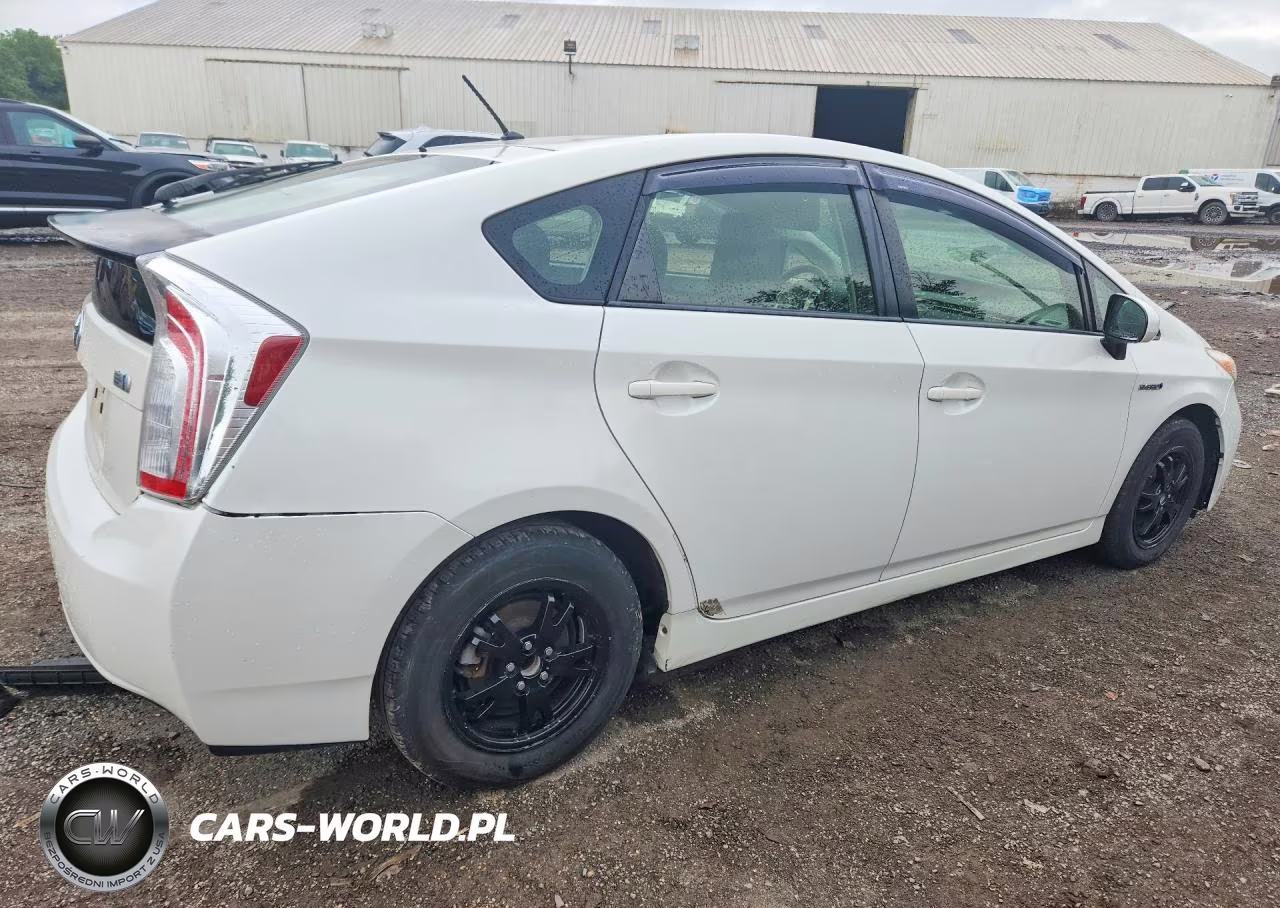 2012 Toyota Prius Two VIN:JTDKN3DU9C5470401 - 3
