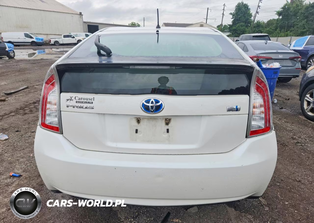 2012 Toyota Prius Two VIN:JTDKN3DU9C5470401 - 6