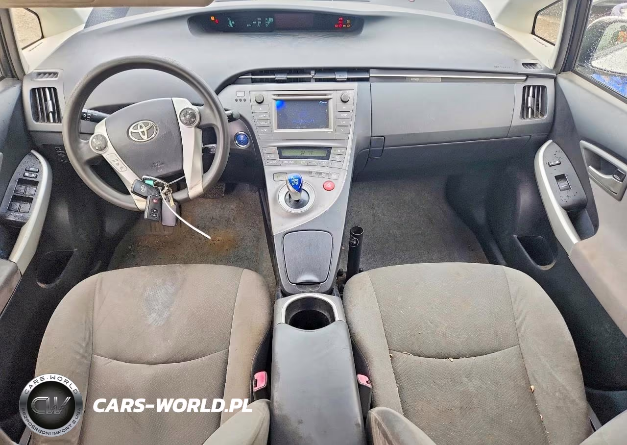 2012 Toyota Prius Two VIN:JTDKN3DU9C5470401 - 8