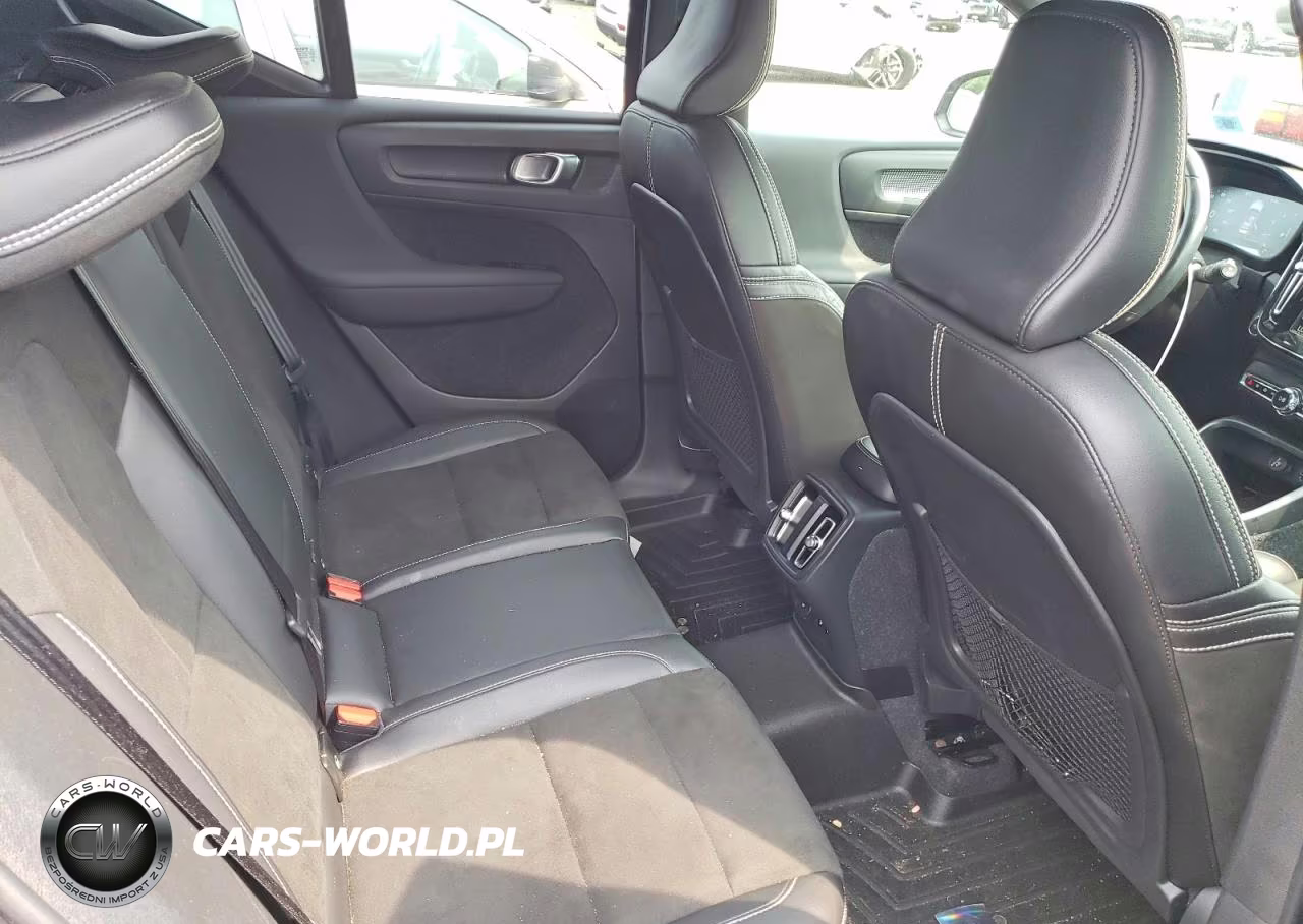 2021 Volvo Xc40 T5 R-Design VIN:YV4162UM0M2542721 - 11