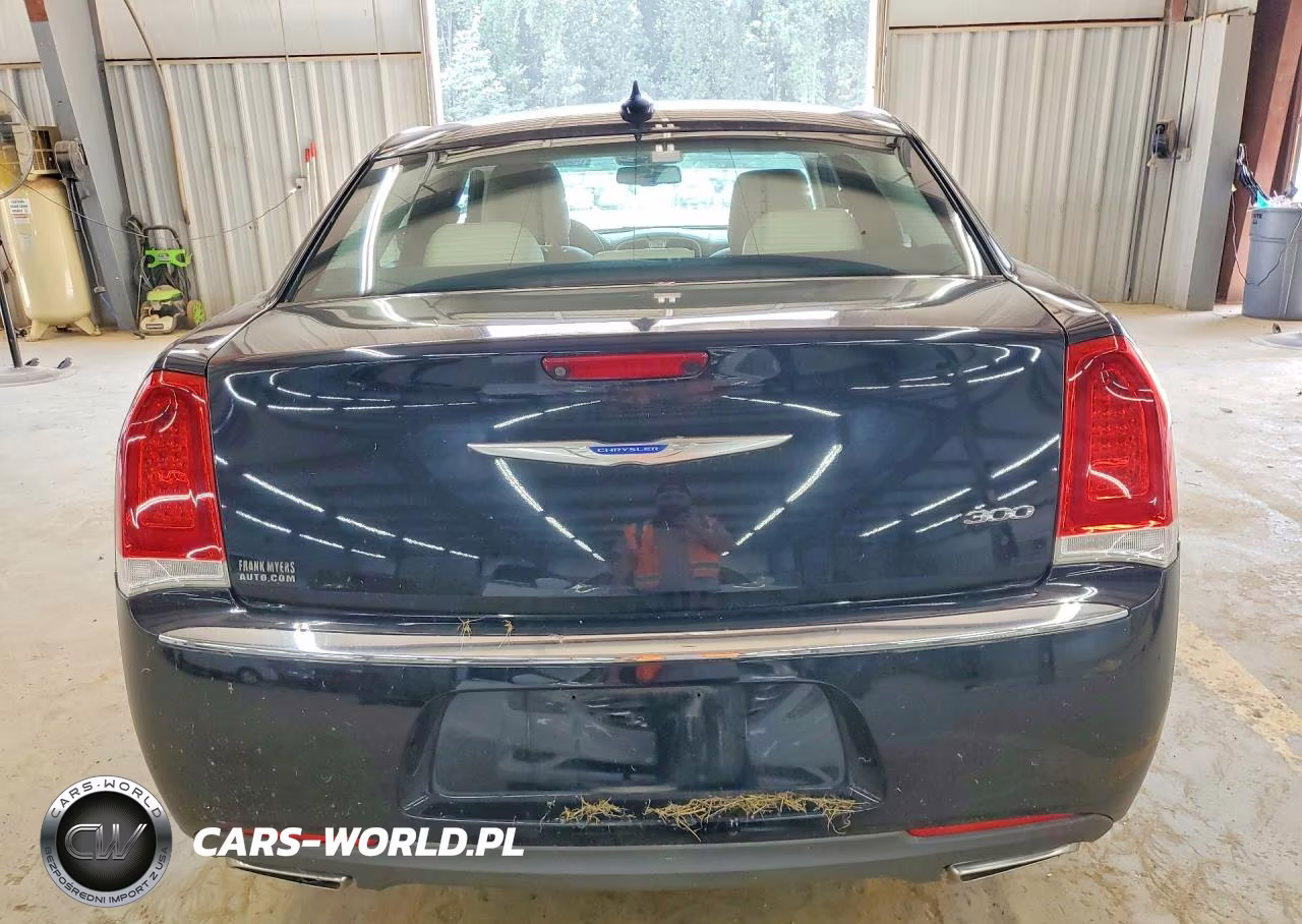 2019 Chrysler 300 Limited VIN:2C3CCAEG9KH528607 - 6