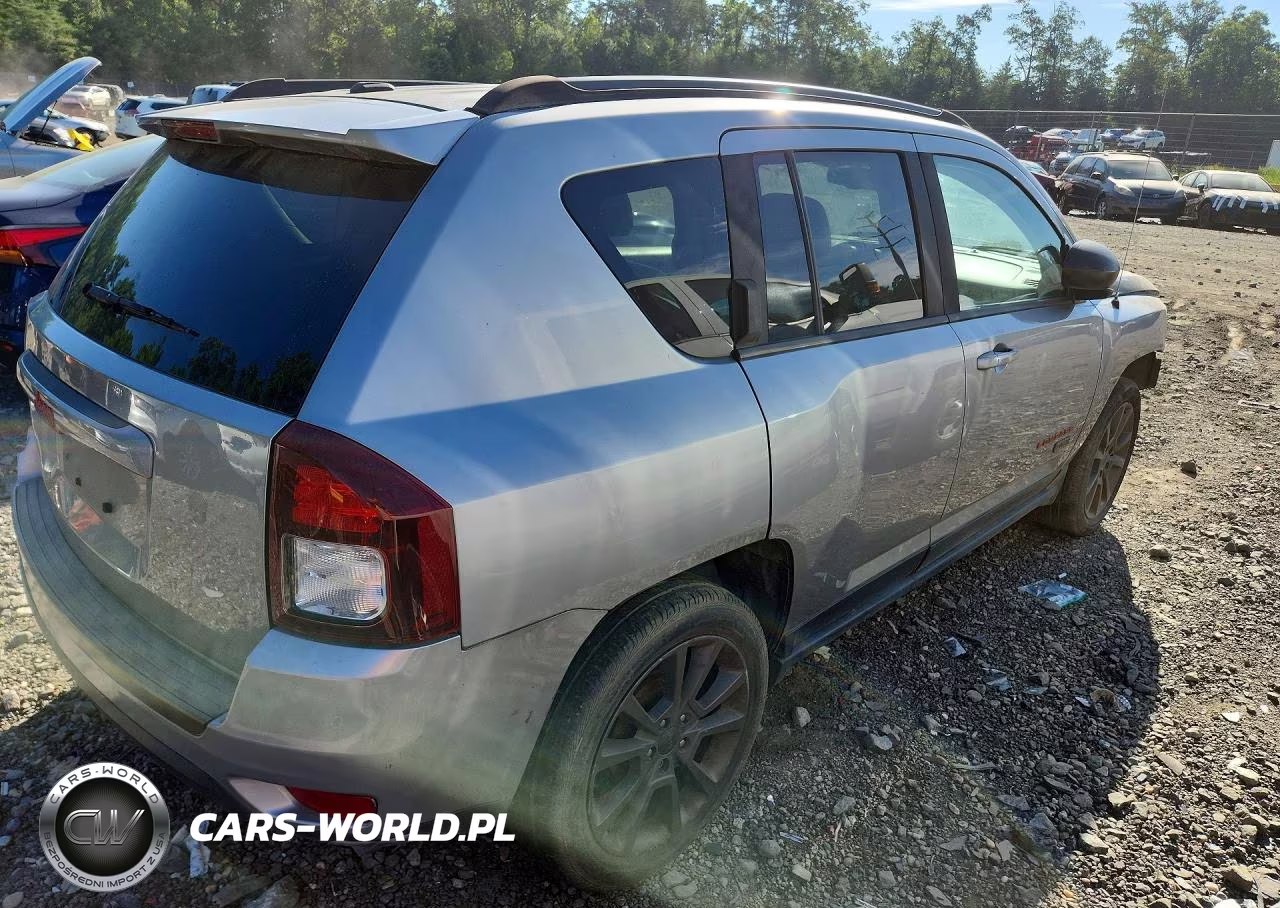 2016 Jeep Compass Sport VIN:1C4NJCBB6GD703396 - 3