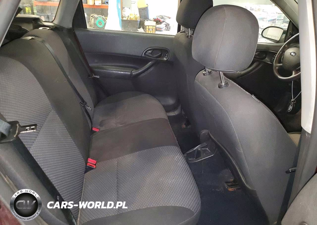 2007 Ford Focus Zx5 VIN:1FAHP37N37W138064 - 10