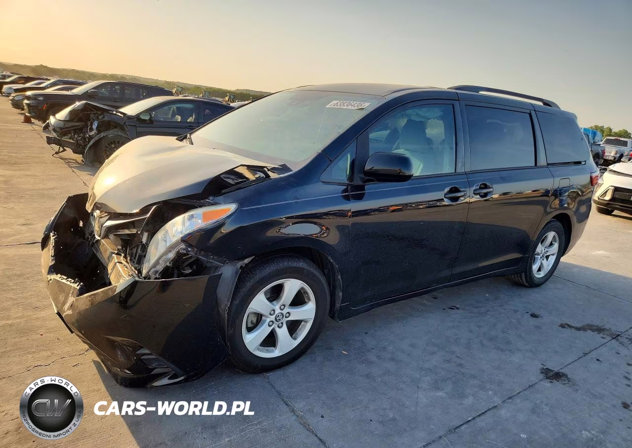 2019 Toyota Sienna Le VIN:5TDKZ3DC5KS008471 - 1
