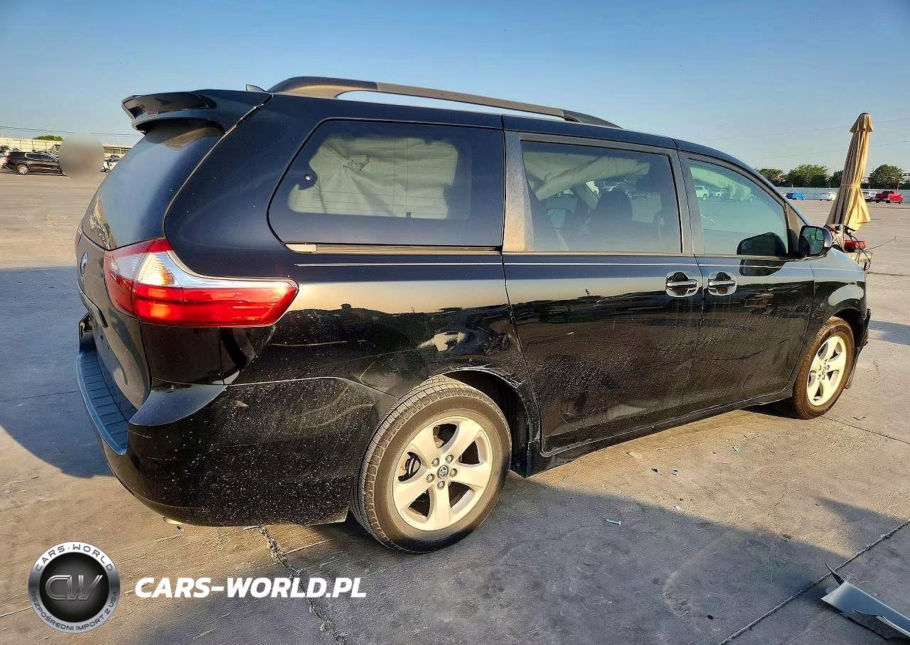 2019 Toyota Sienna Le VIN:5TDKZ3DC5KS008471 - 3