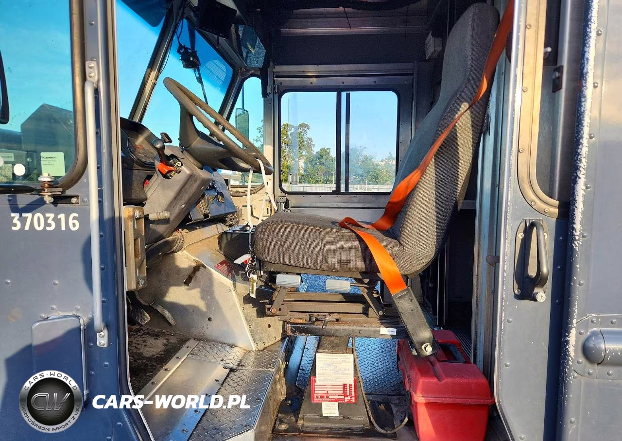 2021 Freightliner Mt45G Chassis Delivery Truck VIN:4UZAC2GA5MCMM9339 - 7