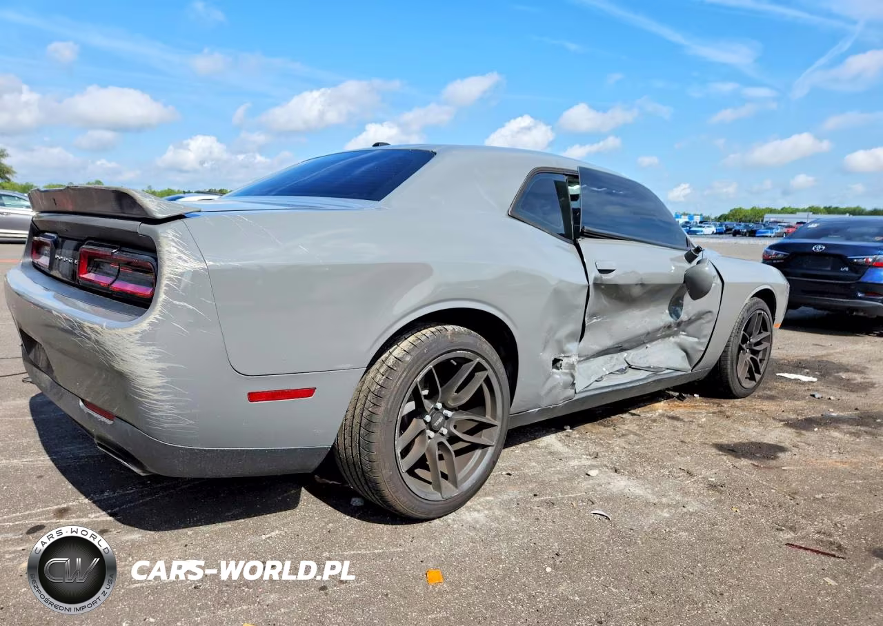 2019 Dodge Challenger Sxt VIN:2C3CDZAG7KH656393 - 3