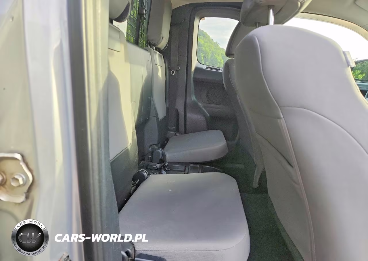 2016 Toyota Tacoma Sr5 VIN:5TFSX5EN3GX043917 - 10