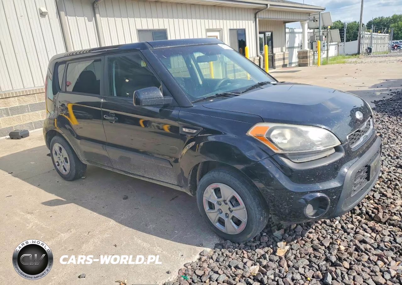 2013 Kia Soul Base VIN:KNDJT2A55D7616579 - 4