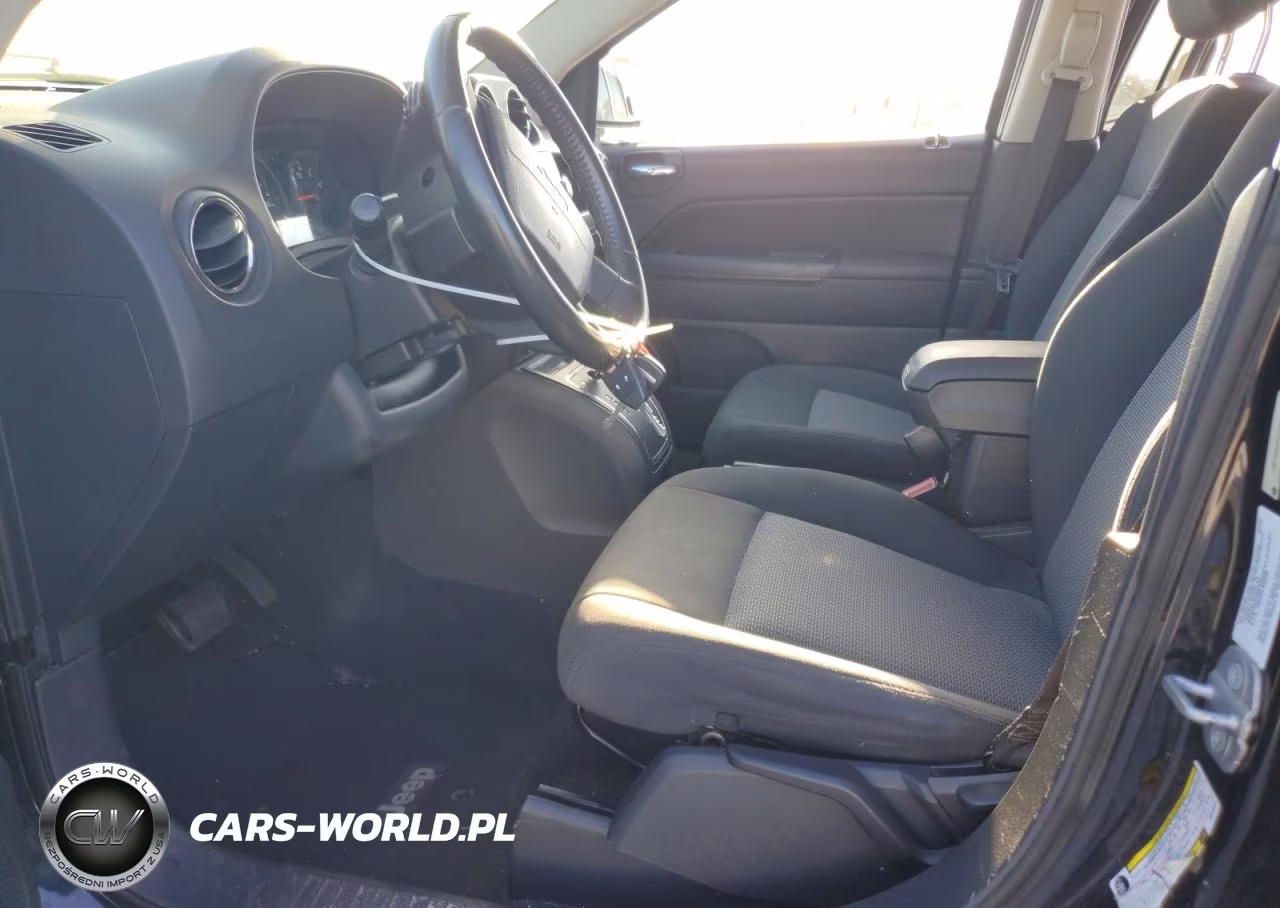 2010 Jeep Compass Sport VIN:1J4NT4FB0AD513797 - 7