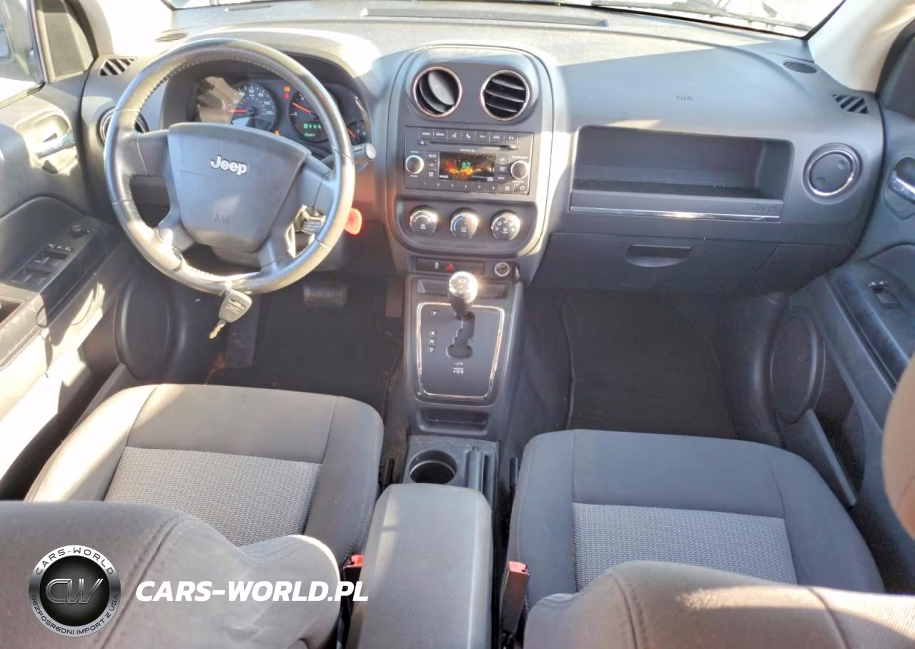 2010 Jeep Compass Sport VIN:1J4NT4FB0AD513797 - 8