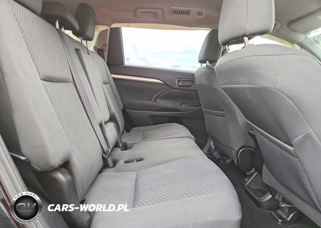 2019 Toyota Highlander Le VIN:5TDBZRFH0KS969166 - 10