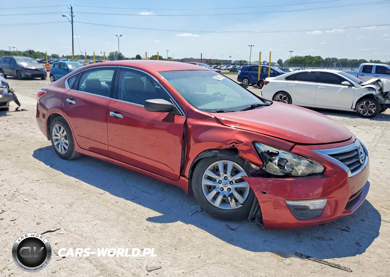 2015 Nissan Altima 2.5 S VIN:1N4AL3AP8FC577185 - 4