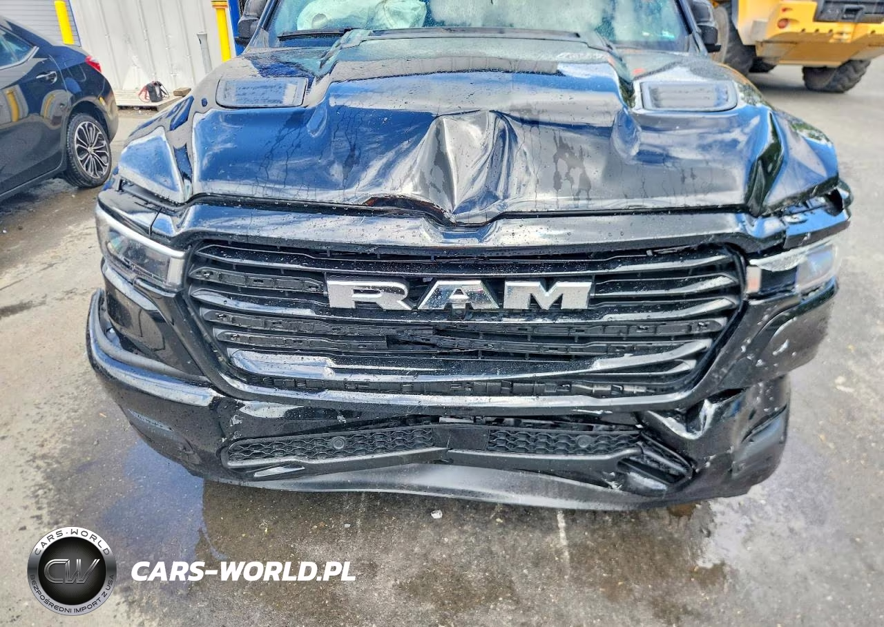 2025 Ram 1500 Laramie VIN:1C6SRFJP8SN536771 - 11