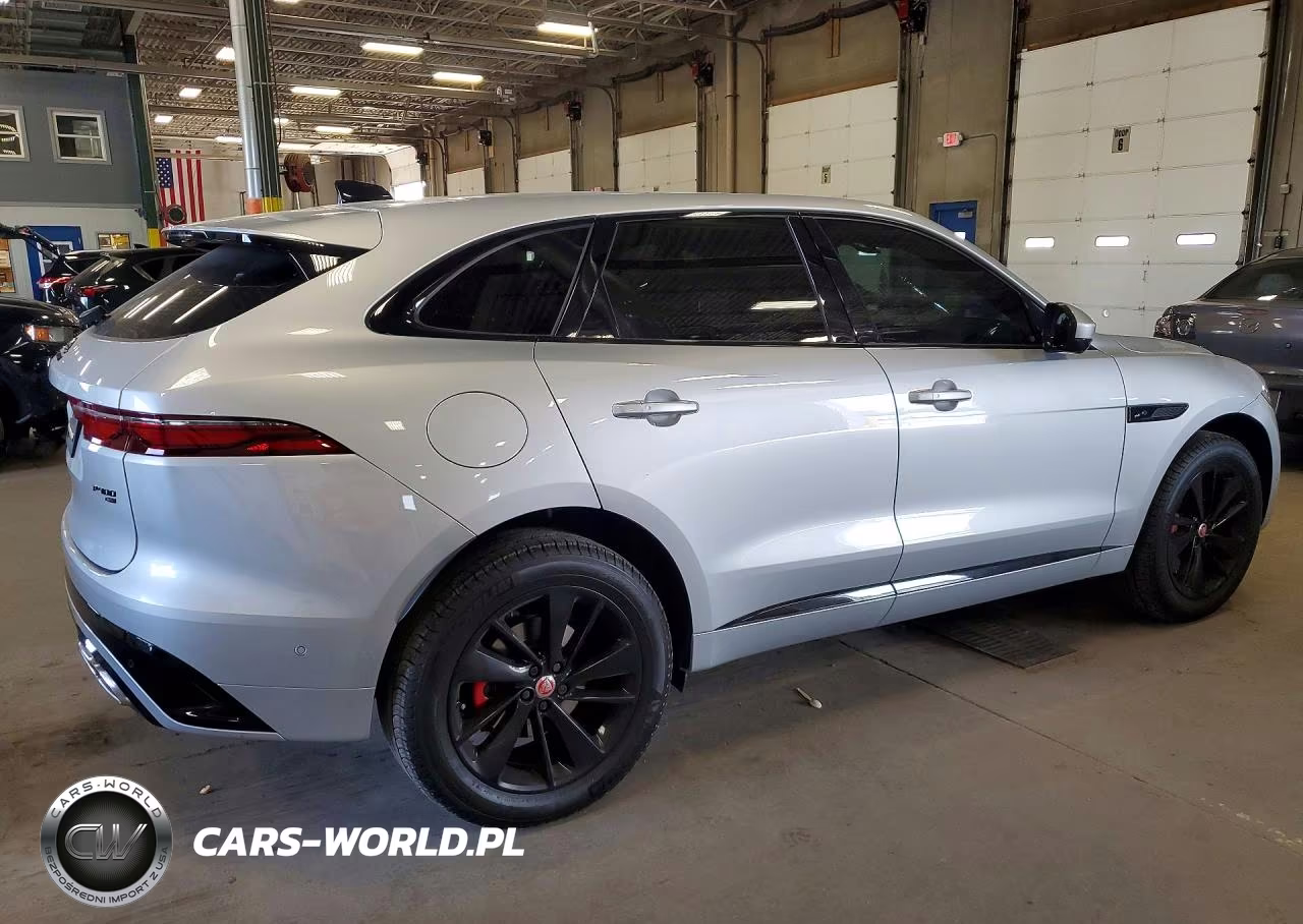 2021 Jaguar F-Pace R-Dynamic S VIN:SADCT2FU8MA668515 - 3