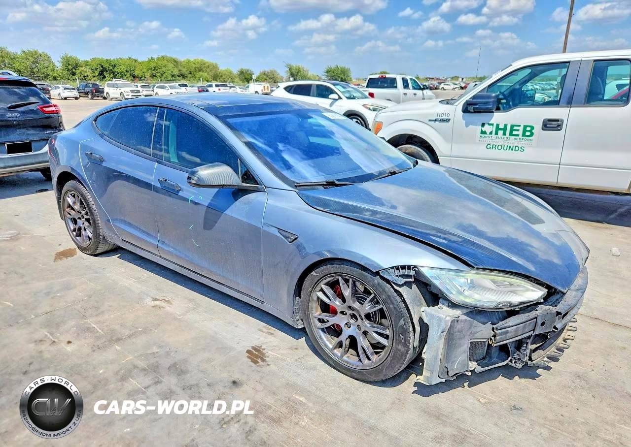 2013 Tesla Model S VIN:5YJSA1CP3DFP27788 - 4