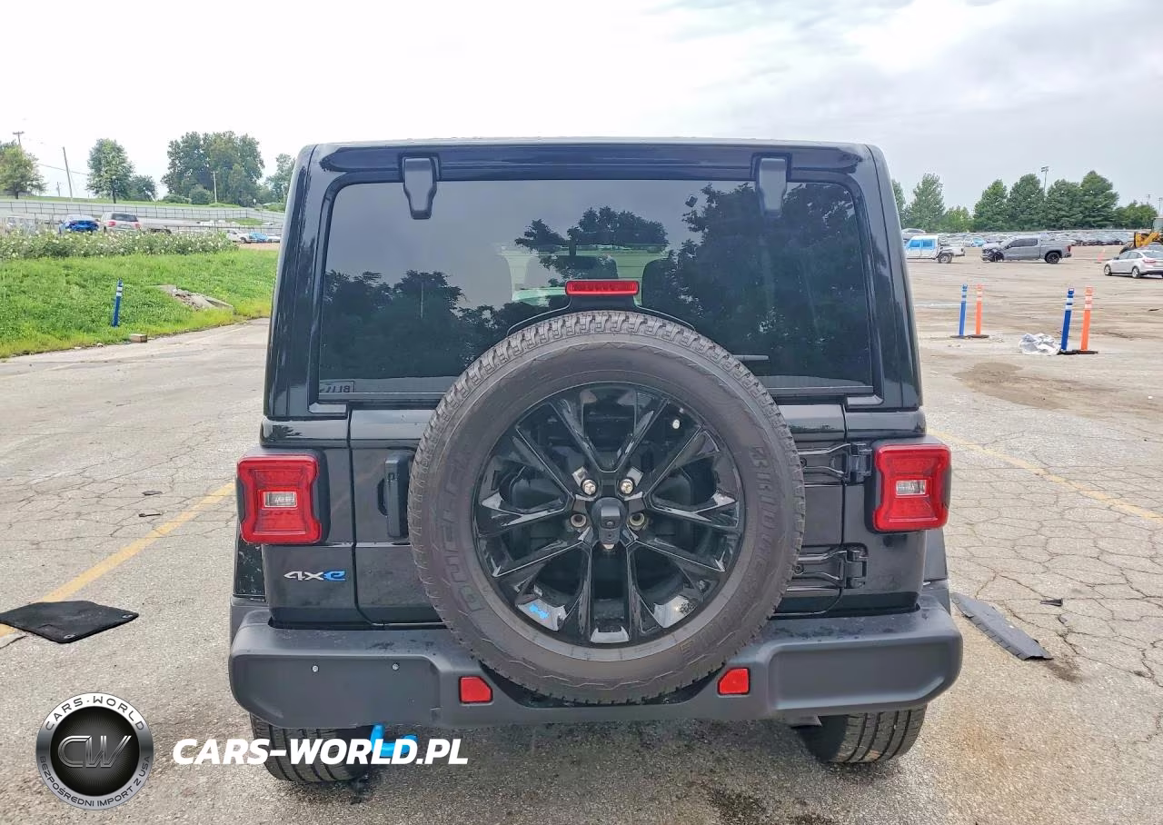 2023 Jeep Wrangler Sahara 4Xe VIN:1C4JJXP69PW579680 - 6