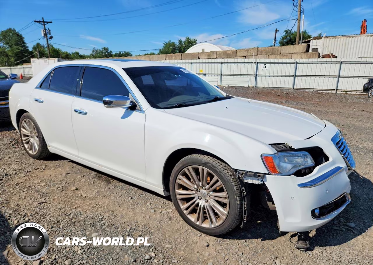 2011 Chrysler 300C Hemi C VIN:2C3CA6CTXBH580959 - 4