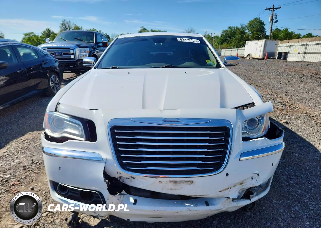 2011 Chrysler 300C Hemi C VIN:2C3CA6CTXBH580959 - 5