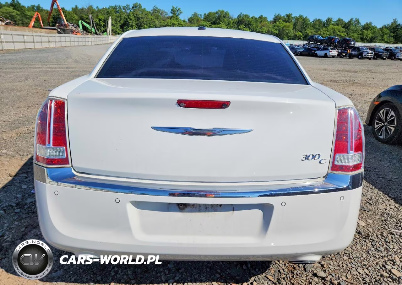 2011 Chrysler 300C Hemi C VIN:2C3CA6CTXBH580959 - 6